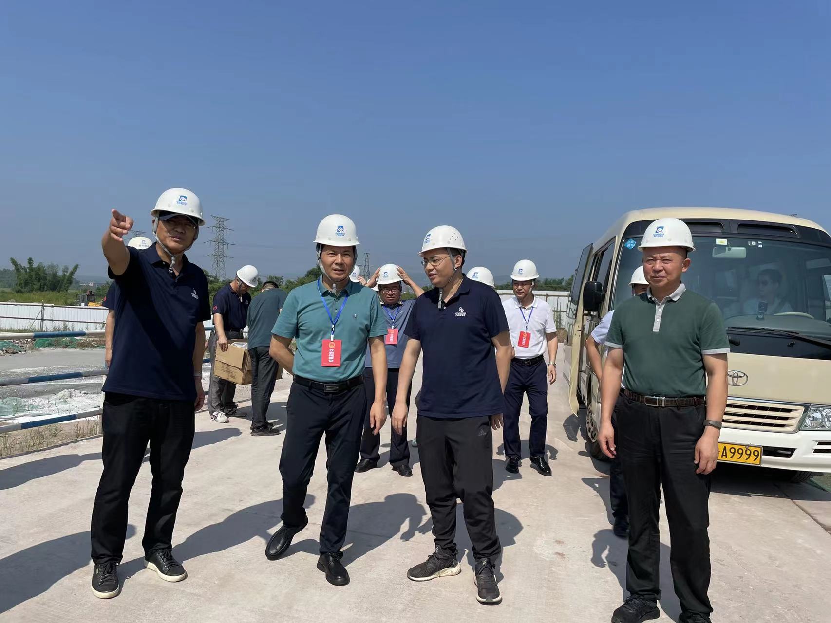区人大常委会副主任罗朝友带队莅临我司新基地调研