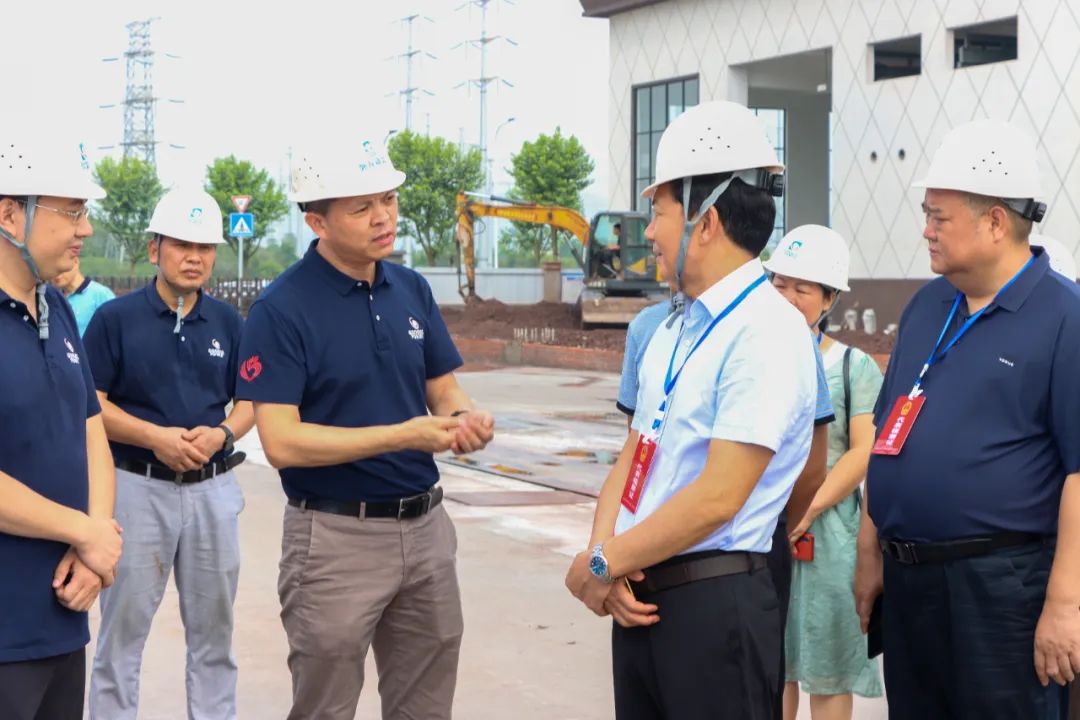 永川区人大常委会副主任罗朝友莅临我司新基地调研
