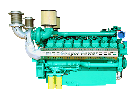 How much does an electronic fuel injection diesel engine typically improve fuel economy compared to a traditional diesel engine?